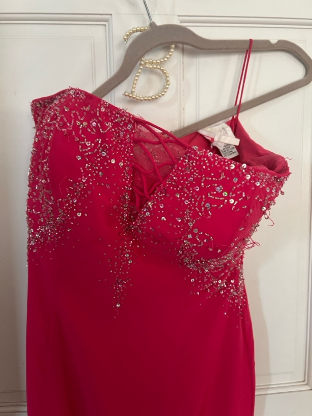 HOT PINK STRAPLESS GOWN - Picture 5 of 11